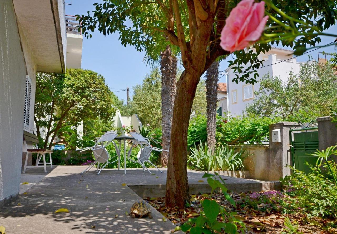 Apartments Miroslava Vodice Exterior photo